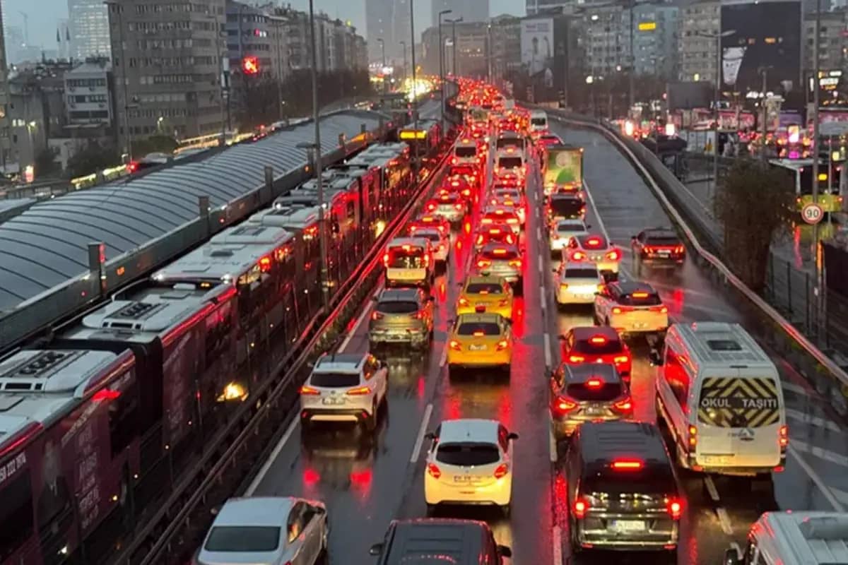 AB'de Haziran'da Yeni Otomobil Satışları Yüzde 13,6 Arttı